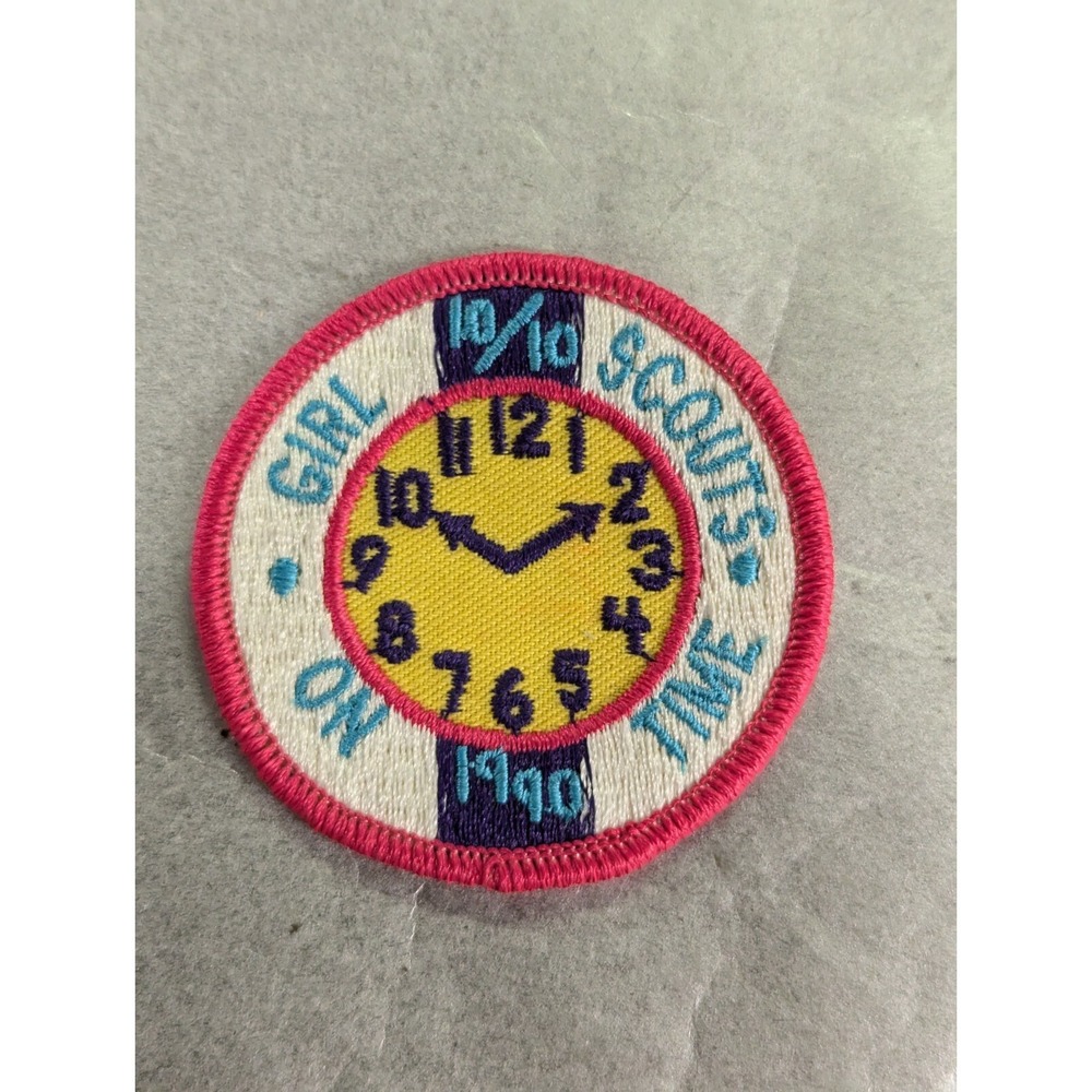 Vintage Girl Scouts 1990 On Time 10/10 Scouting ‎ Round Patch Badge 2.5" Unused